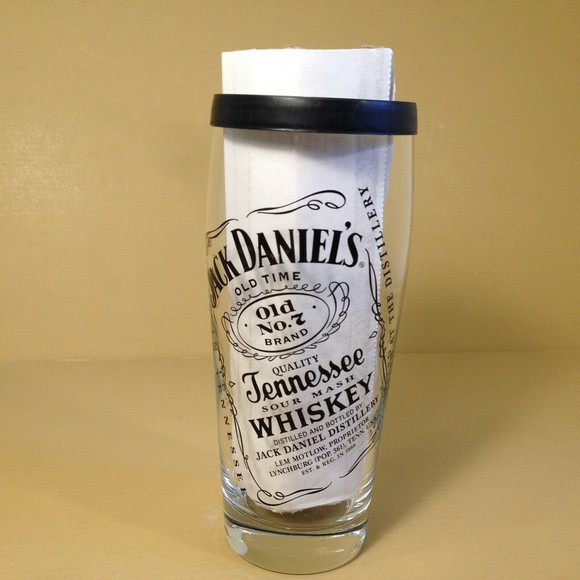 Jack Daniels Whiskey Old No 7 Beer Glass Jacks Birthday 7.25" Tall 20 oz - Picture 1 of 12